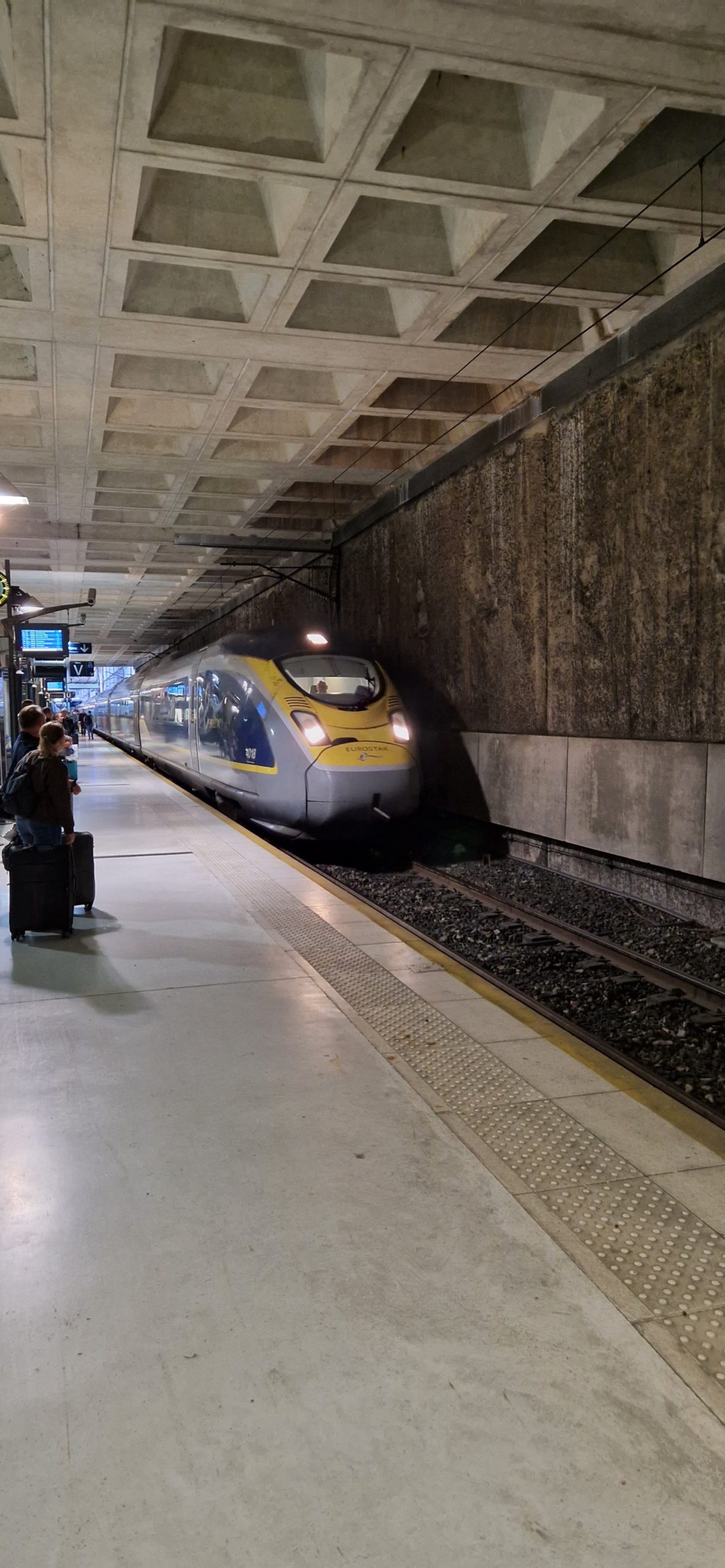 Eurostar Disneyland via Lille Europe ThemeParkRM